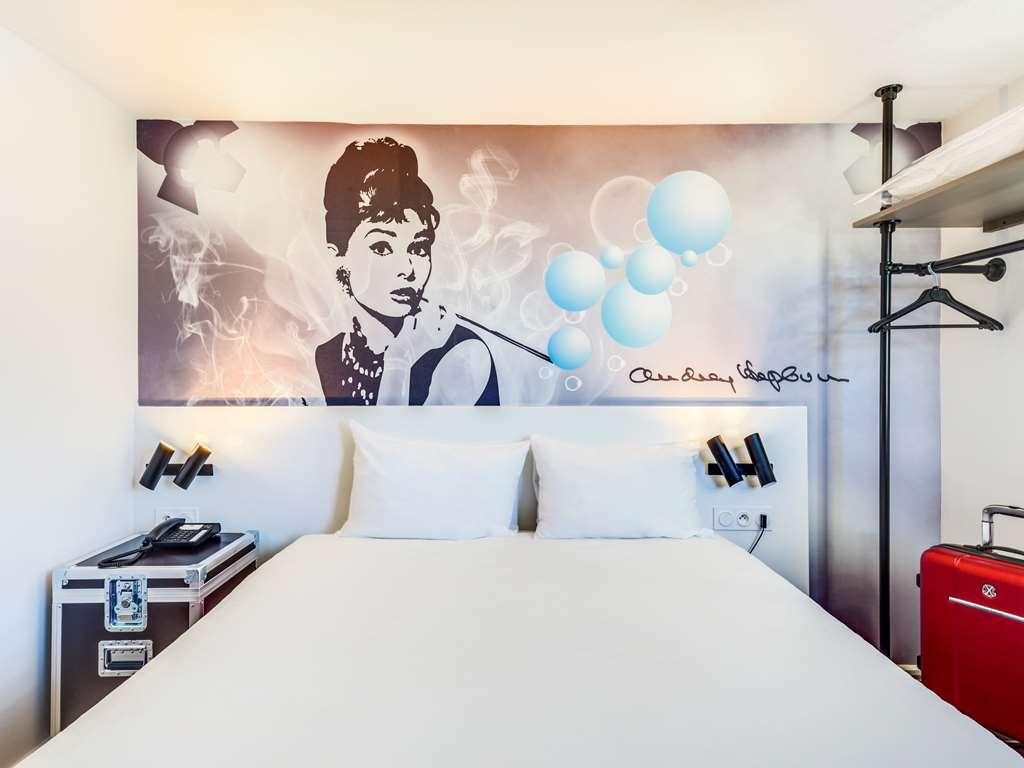 Hotel Ibis Styles Paris Saint Denis La Plaine Habitación foto